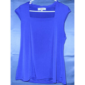 Jones Studio brand blue sleeveless top with a square neckline, size large